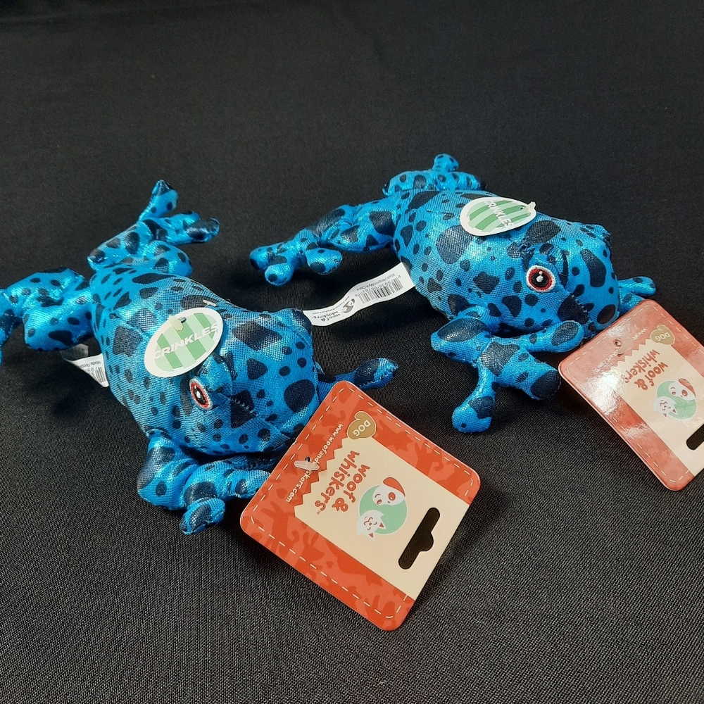 Woof & whiskers dog crinkle and sqeak dor toys